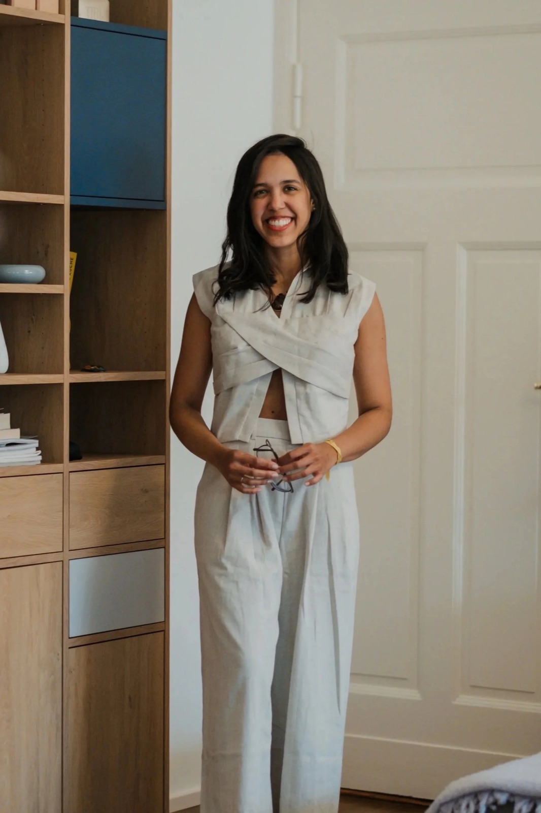Retrato de Amanda Simó, arquitecta fundadora del estudio