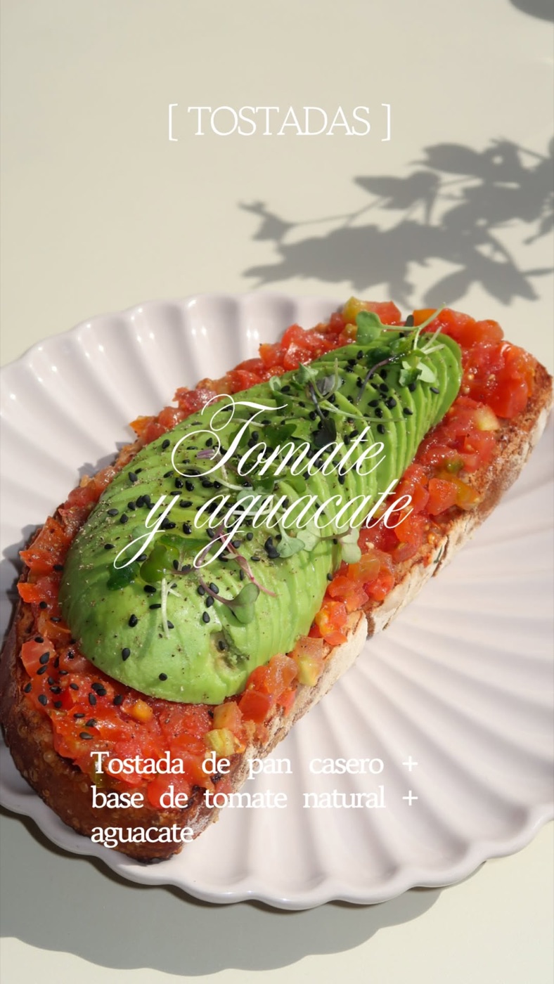 Tostada de aguacate